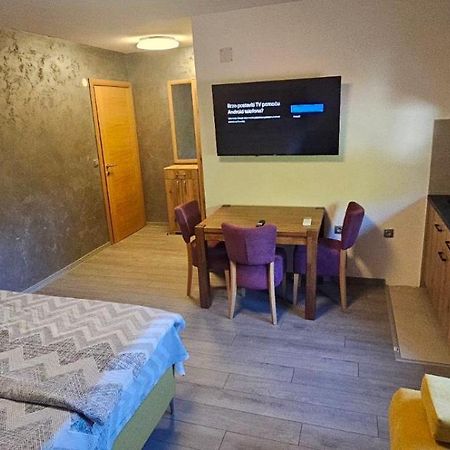 Apartmani Vesto บันยาลูกา ภายนอก รูปภาพ