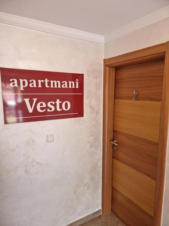 Apartmani Vesto บันยาลูกา ภายนอก รูปภาพ