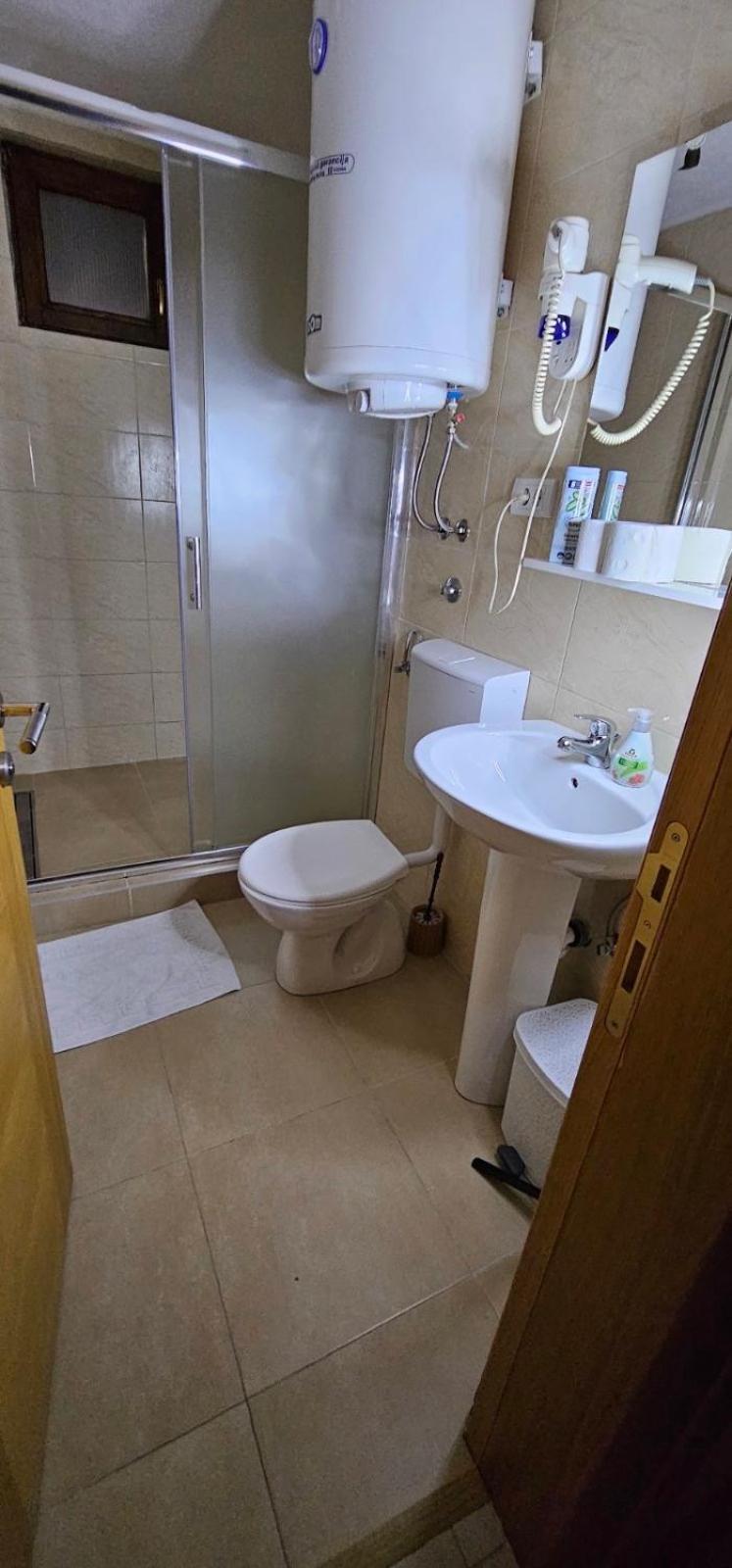 Apartmani Vesto บันยาลูกา ภายนอก รูปภาพ